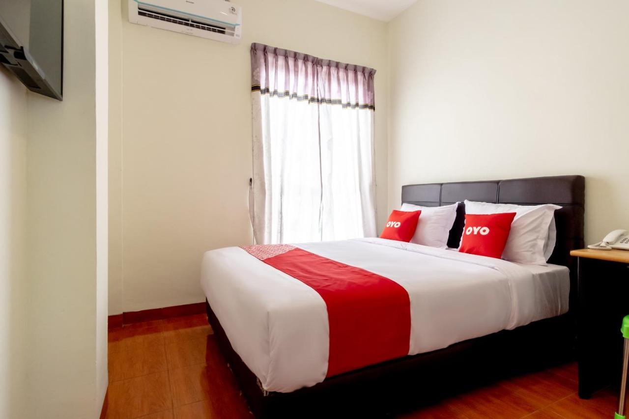 Oyo 1940 Cendana Homestay Syariah ميدان المظهر الخارجي الصورة